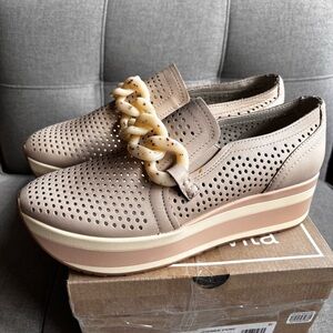 Dolce Vita Tan Perforated Platform Shoes New in Box